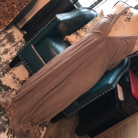 Forever21 Dresses & Skirts - Strapped Maxi Dress